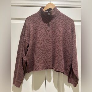 AMERICAN EAGLE ANIMAL PRINT CHEETAH QUARTER ZIP SWEATER
